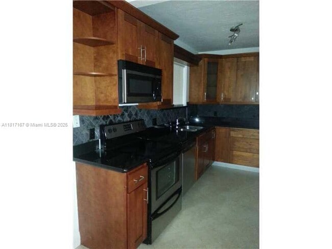 Photo - 2880 Pine Tree Dr Apartment Unit 3