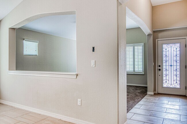 Photo - Beautiful East side House Located in Venta...