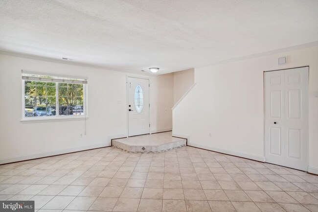 Photo - 11444 Herefordshire Way