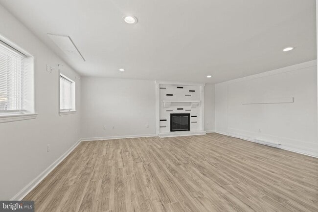 Photo - 139 Adrienne Ave