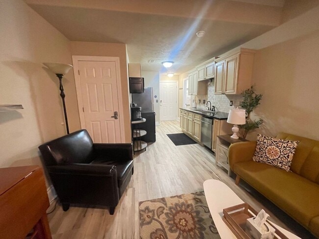 Photo - Furnished 2 bedroom 2 bath Condo - Apartment in a Gated Community,  Blue Eye, MO,  Near Branson, MO Unit 321