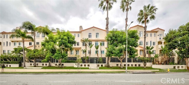 Building Photo - 5500 Torrance Blvd Unit A304 Rental