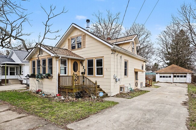 Photo - 530 Liberty St