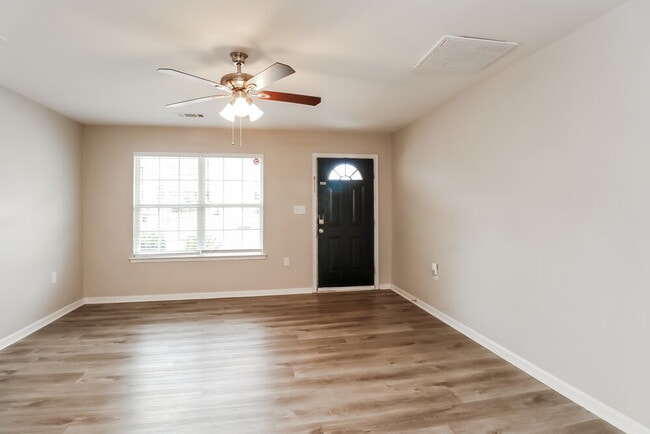 Photo - 1125 Swearngan Ridge Ct