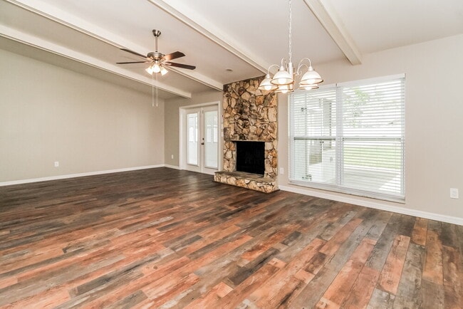 Photo - 783 Evert Ct