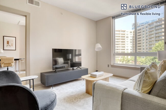 Photo - 505 18th St S Unit FL4-ID574