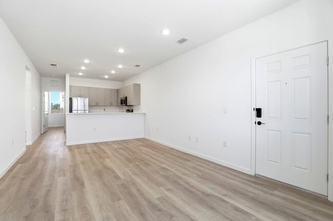 Photo - Venture Apartments