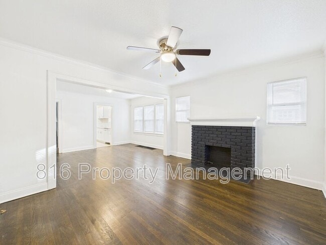 Photo - 5341 Brooklyn Ave