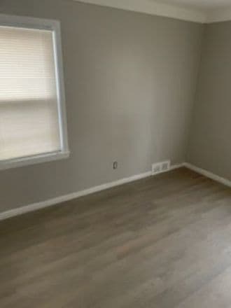 Photo - 12110 Laing St