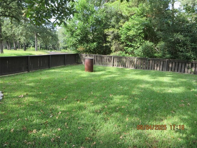 Photo - 8716 Club House Dr