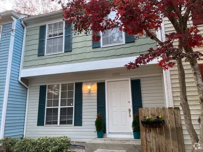 Building Photo - 1502 Queen Anne Ct Rental