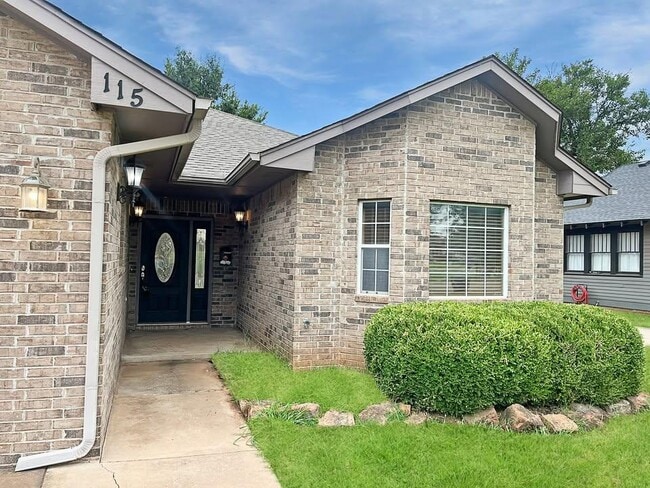 Photo - 115 N Capitol St