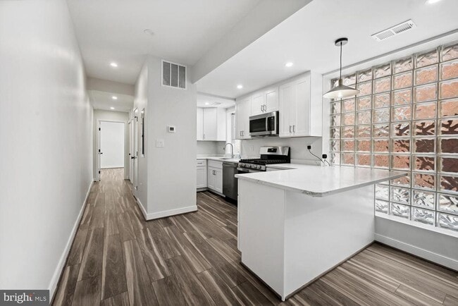 Photo - 1850 Ingleside Terrace NW Unit 2