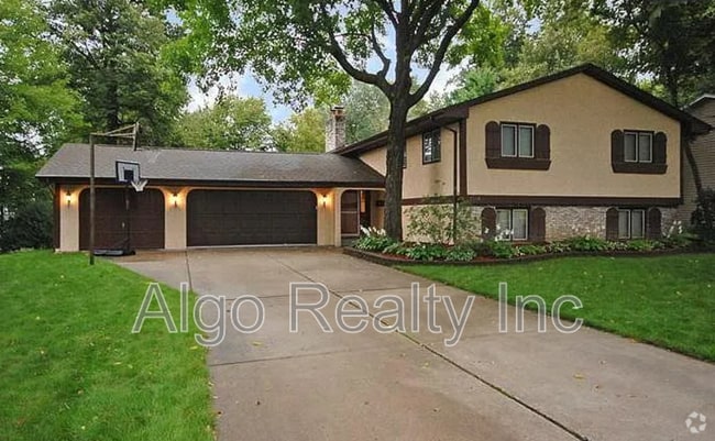 Building Photo - 7268 Sunnyslope Dr Rental