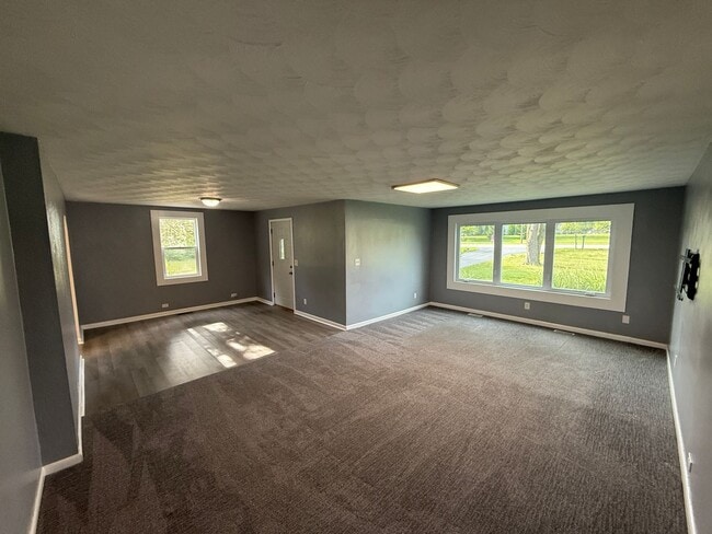 Photo - 7149 Stellhorn Rd