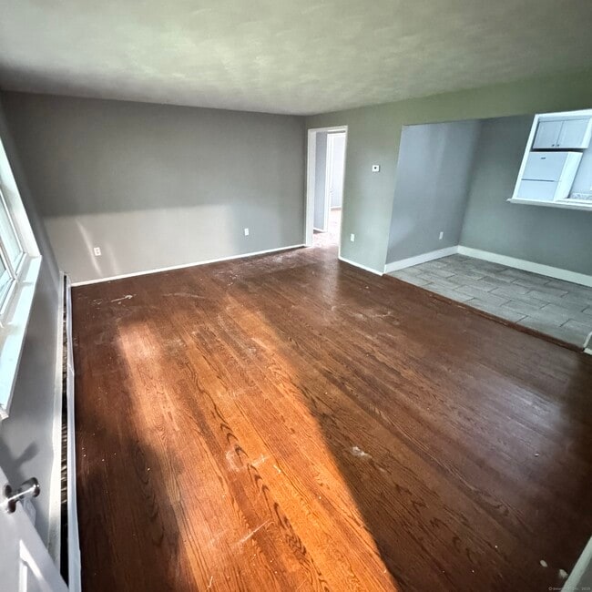 Building Photo - 1275 Quinnipiac Ave Unit W-19 Rental