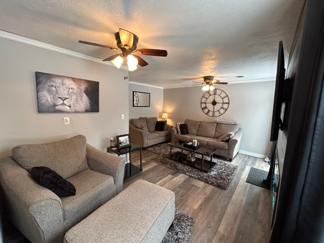 Photo - 103 W Lotta St