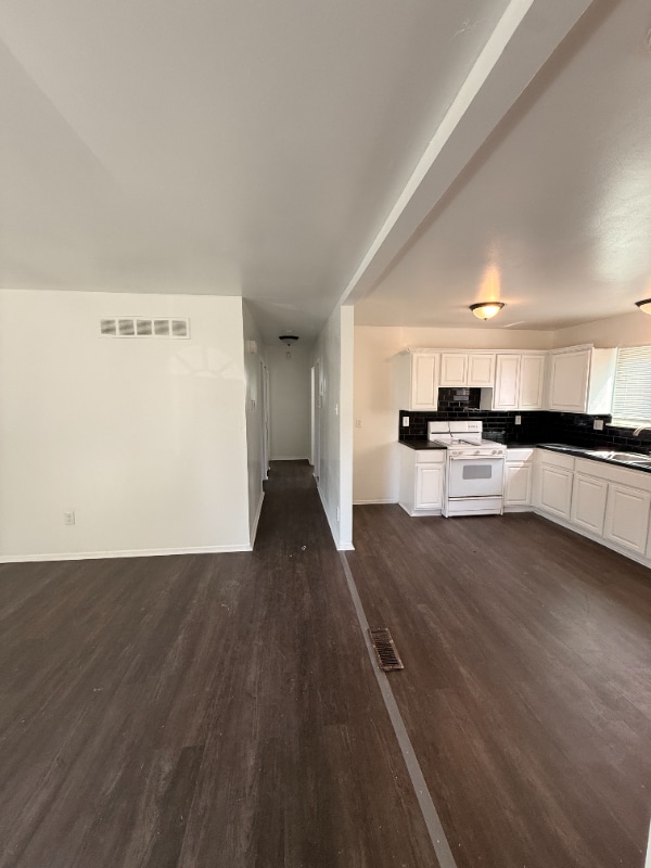 Photo - 7251 Studebaker Ave