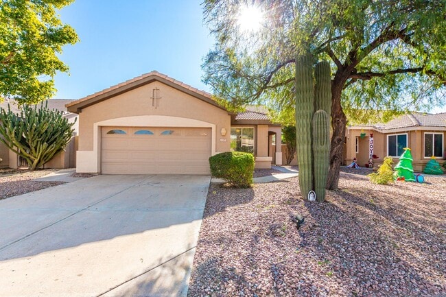 Photo - Beautiful Chandler Rental