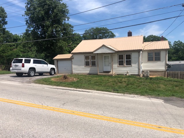 Front view of house - 3236 High Ridge Blvd House