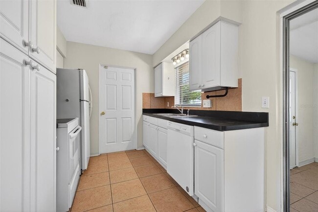 Photo - 11234 68th Ave N