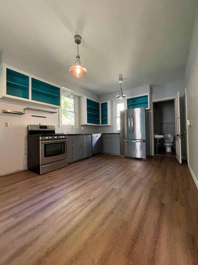 Photo - Five Bedroom Home in Central La Crosse