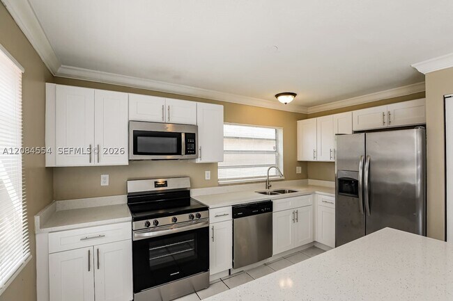 Photo - 13995 Langley Pl