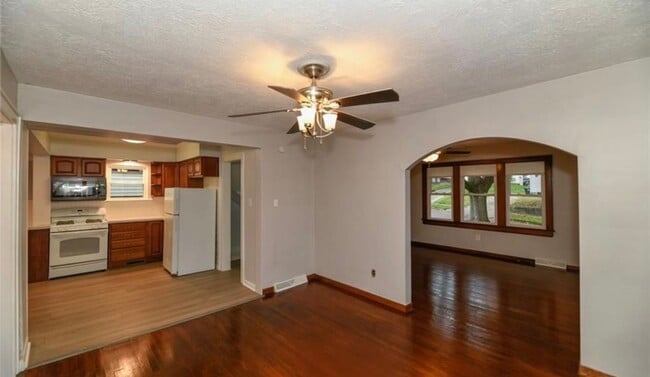 Photo - Beautiful home for lease