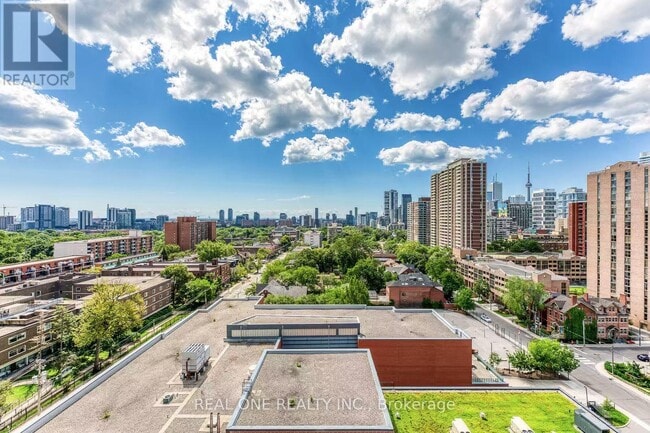 Photo - 159 Wellesley St E