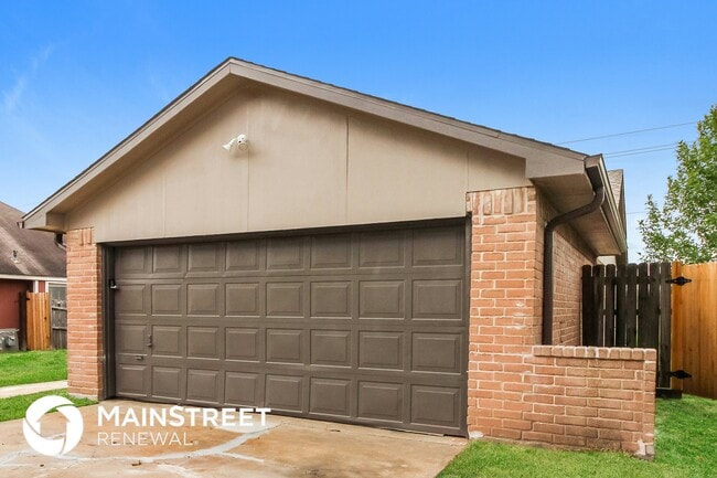 Photo - 5310 Riverwood Dr