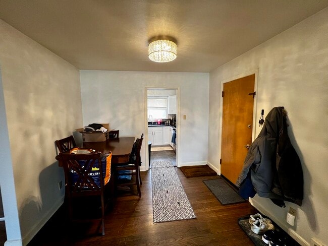 Photo - 5315 4 Unit Unit 2