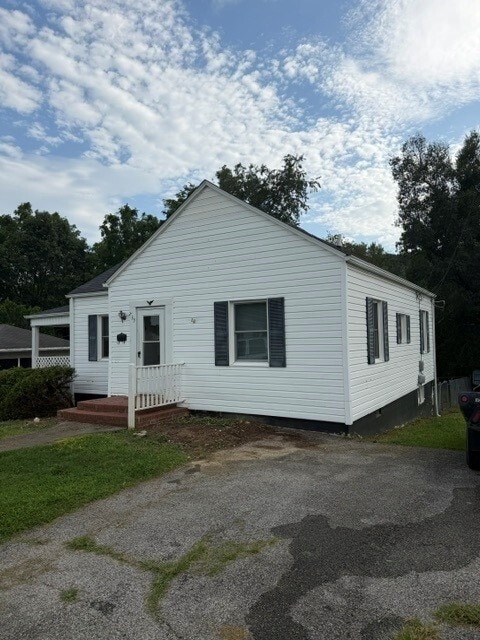 Photo - 755 N 4th St