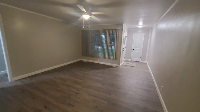 Photo - 330 Fager Dr