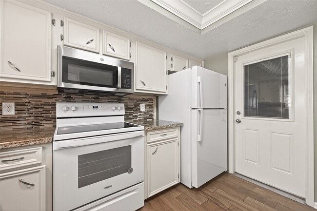 Photo - 10006 Towne Tower Ln