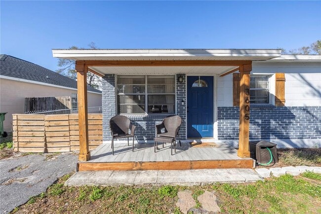 Photo - 3605 W Iowa Ave