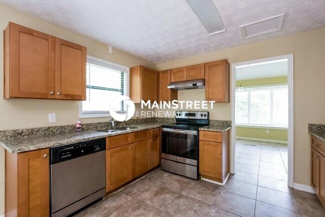 Photo - 4 Bedroom Pet-Friendly Home in Marietta, G...