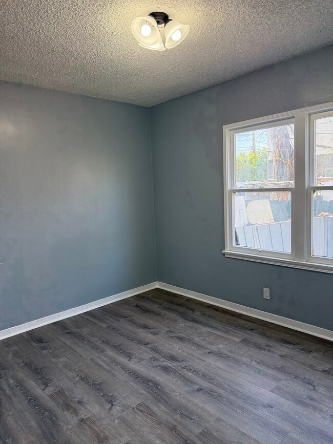 Photo - 11456 Albers St