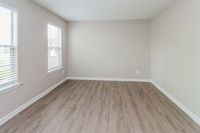 Photo - 964 Field View Dr