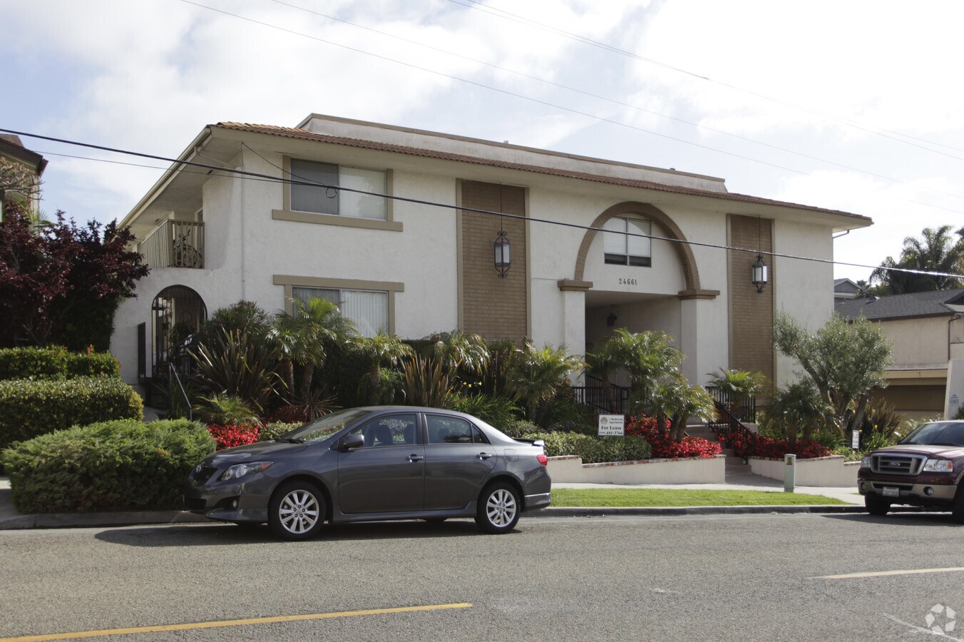 Photo - La Plaza Apartments