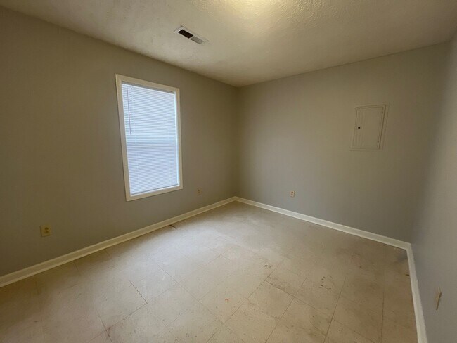 Photo - 432 Preston St Unit L