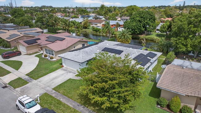 Photo - 6661 NW 23rd St