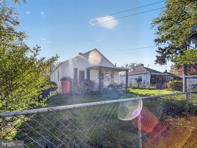 Photo - 5604 29th Ave