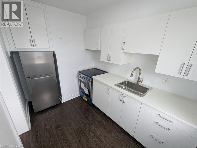 Photo - 849 Brant St Unit 3