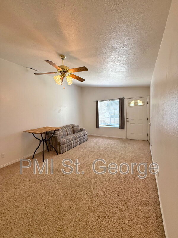 2605 E 700 N Unit 4