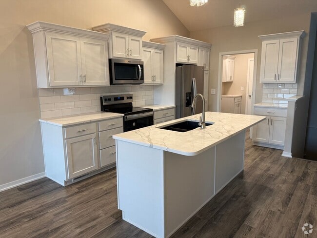 Building Photo - Walkout ranch townhome with 2 stall garage...