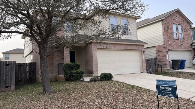 * Make this spacious home in Helotes off B... - * Make this spacious home in Helotes off B...