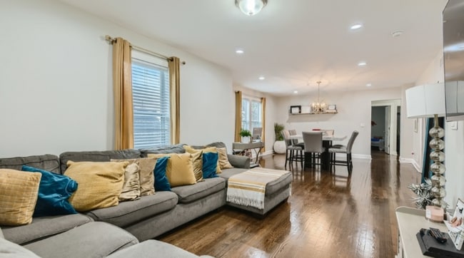 Photo - 125 S 6th Ave Unidad 2