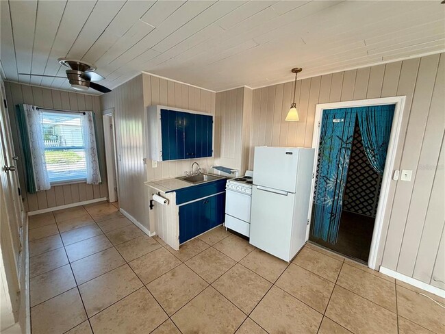 Photo - 3452 9th Ave N