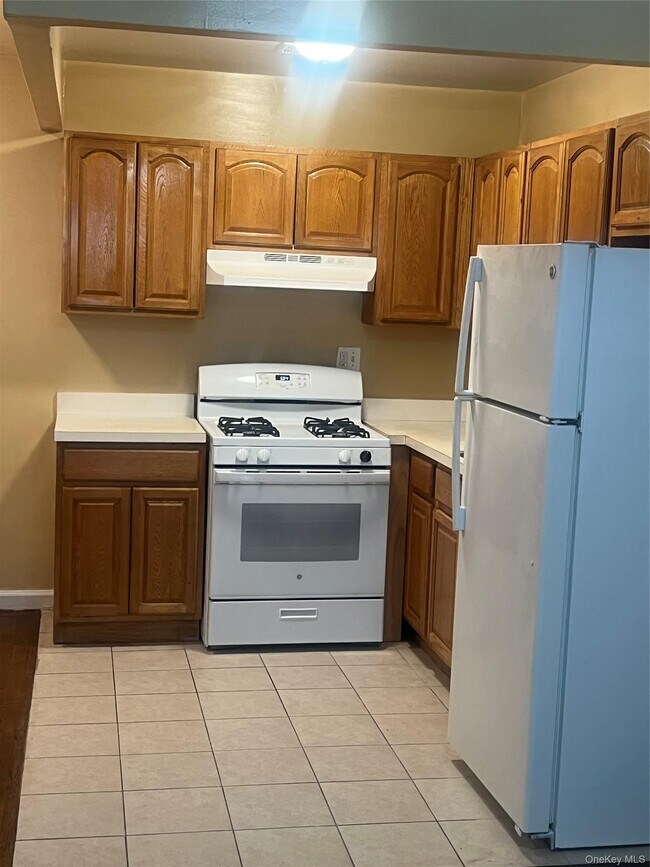 Photo - 3941 Laconia Ave