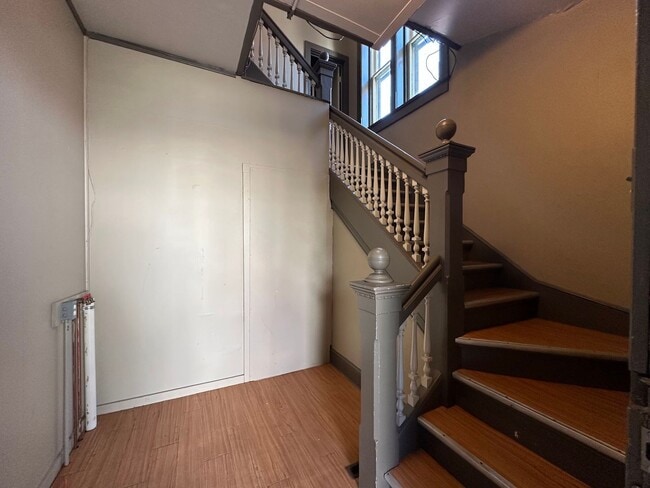 Photo - 208 S 12th St Unidad 208 1/2 S. 12th St.